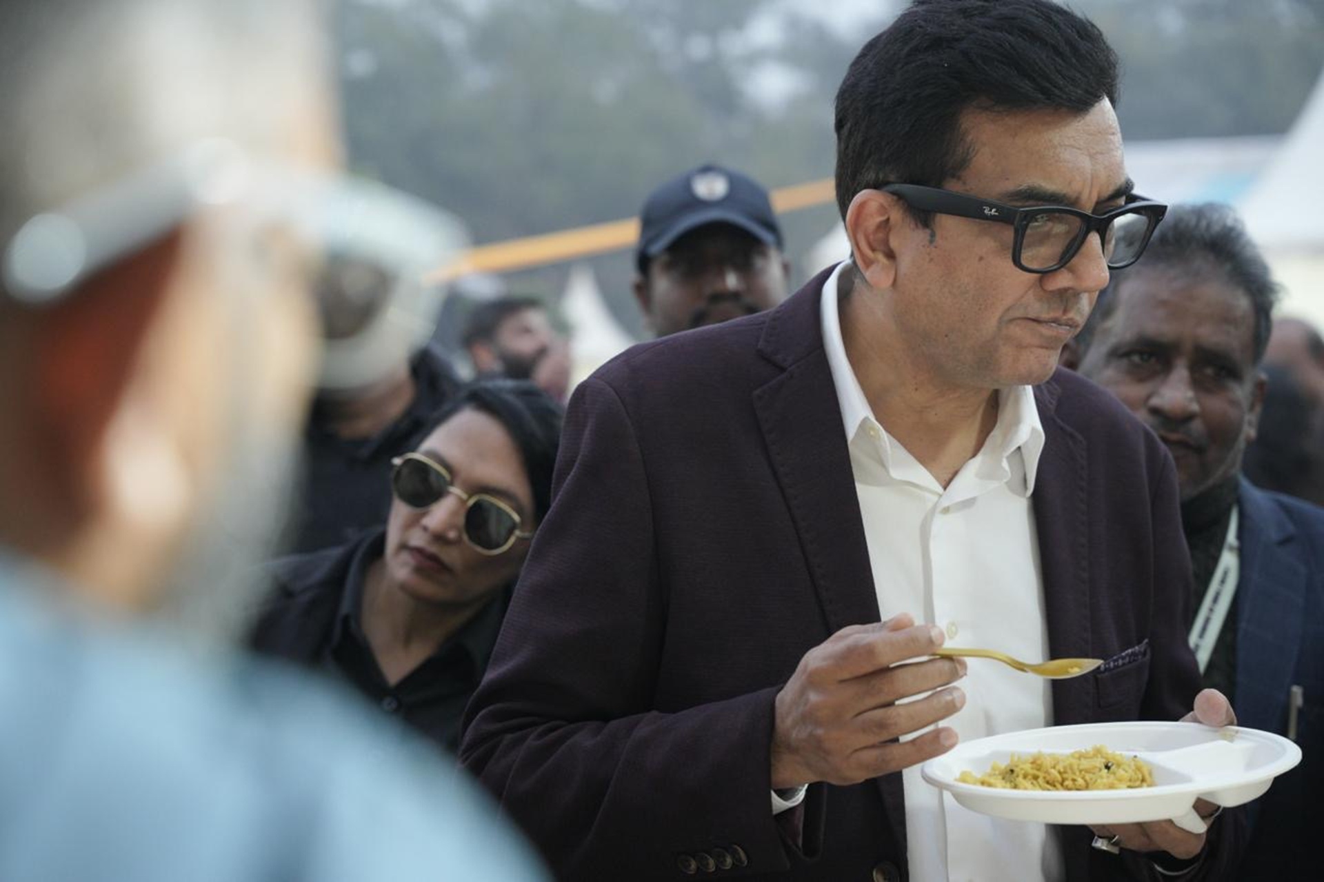 c7330a2d-dba1-45ee-854f-0f75a7edf5a8